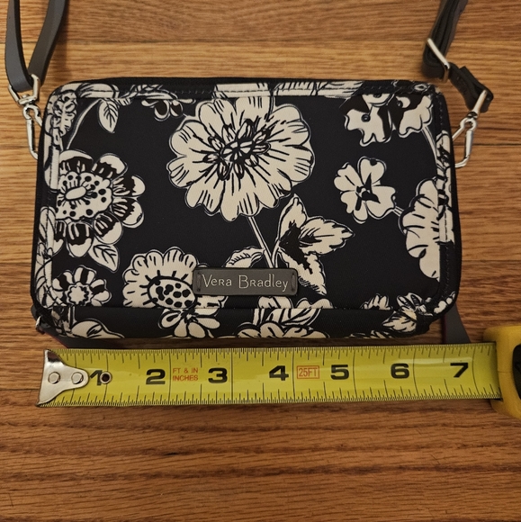 VERA BRADLEY Crossbody & Wallet - Picture 7 of 16